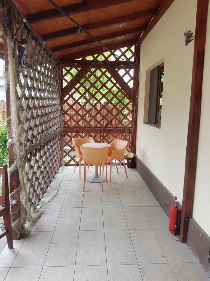 Hotel Casa Carter Sfântu Gheorghe Zewnętrze zdjęcie